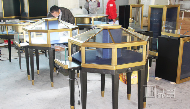 高端奢华品牌珠宝店项目