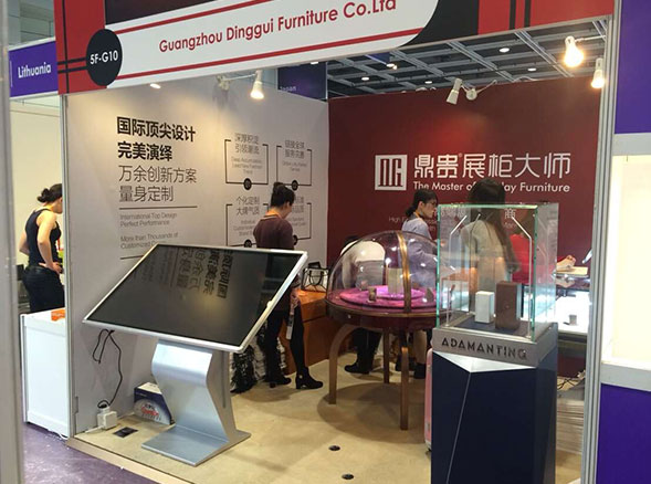 2017年香港珠宝展，鼎贵打造高大上珠宝展示柜
