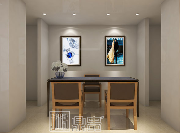 员工的优秀=“狠心”=你的放心—鼎贵广州翡翠首饰展柜厂家