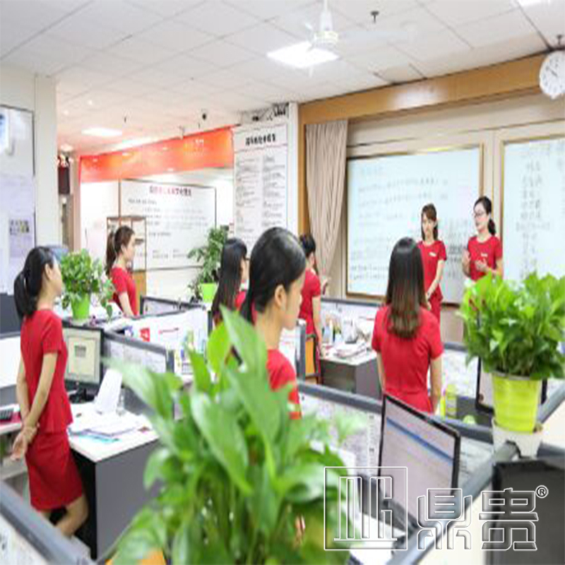 鼎贵珠宝展柜