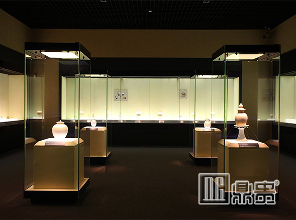 鼎贵深圳博物馆展示柜喜迎十九大---与您共同响应文物保护号召