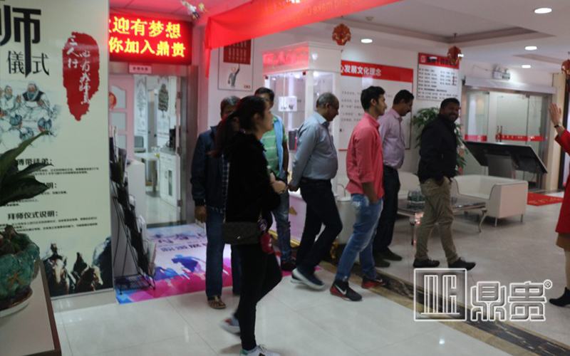 青岛博物馆展柜厂家