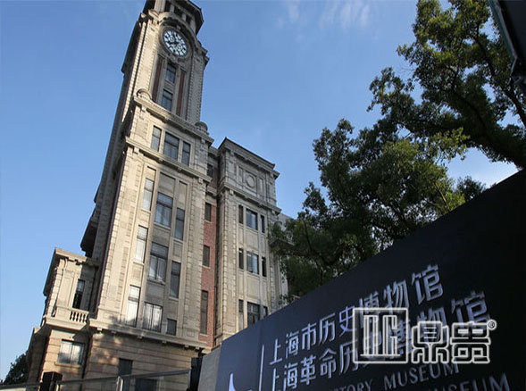 荣耀时刻，再添硕果！--鼎贵上海科技博物馆展柜厂家设计制作的专业展柜正式投入上海市历史博物馆使用