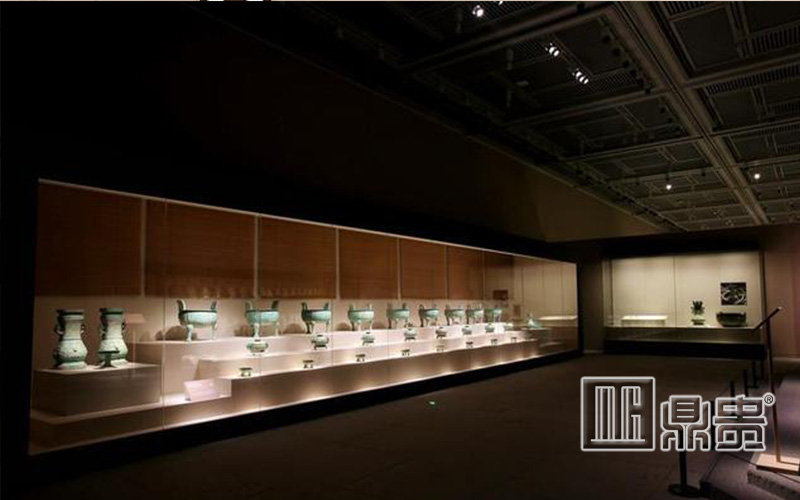 博物馆文物展柜定制