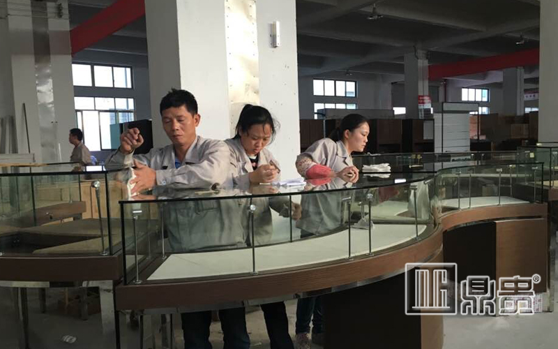 哈尔滨定做珠宝柜