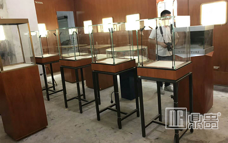 贵阳珠宝展示柜制作