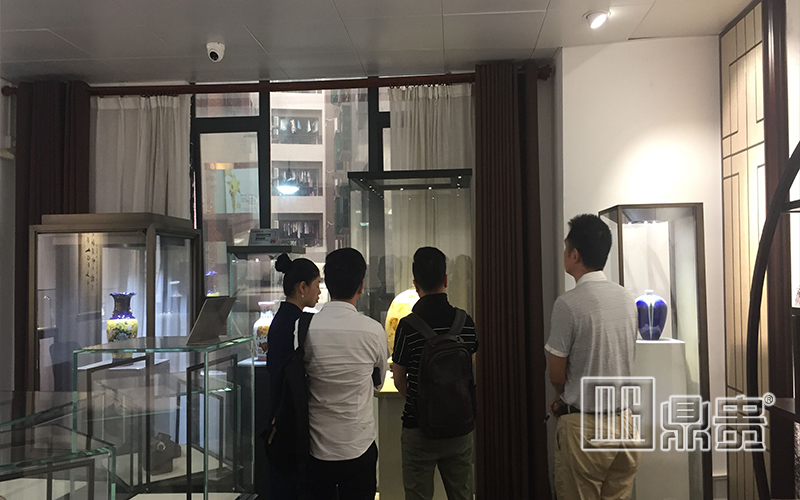 鼎贵展柜大师