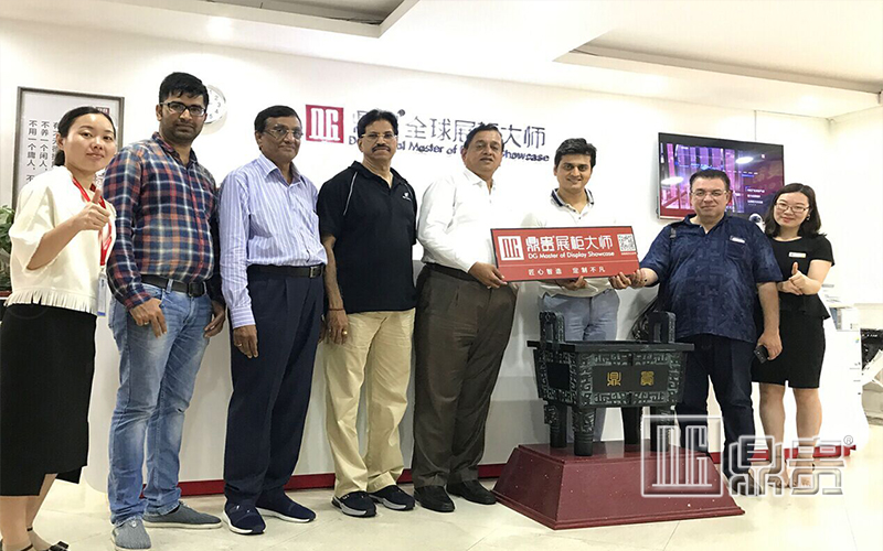 深圳珠宝展柜厂