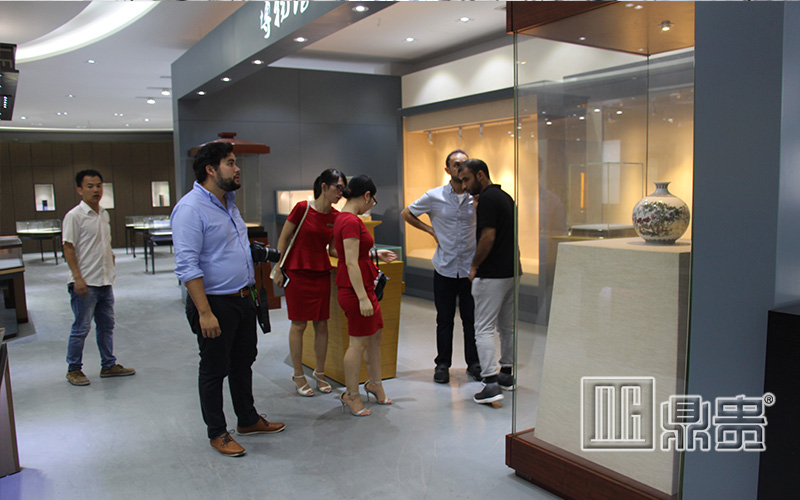 国家博物馆展柜