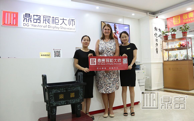 珠宝展示柜厂家