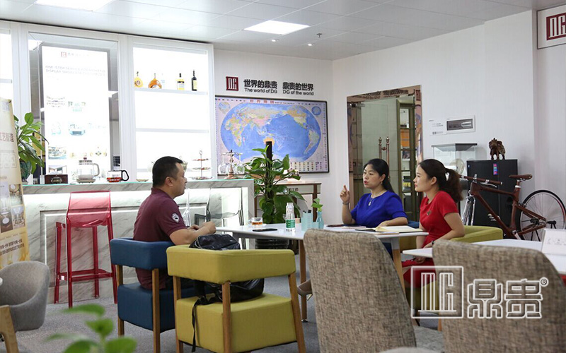 珠宝展示柜厂家