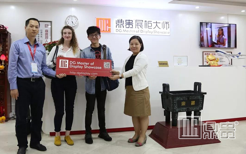 鼎贵展柜大师