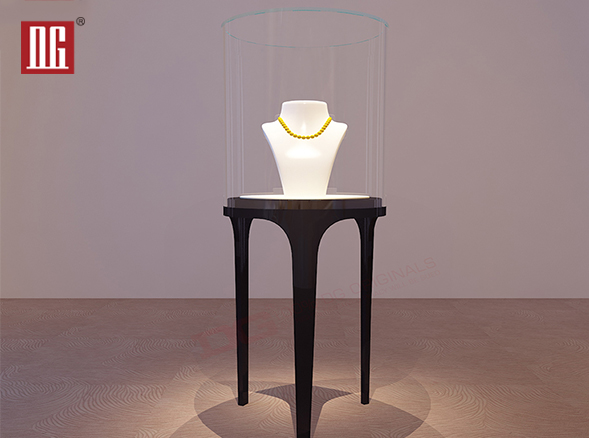 鼎贵展柜大师：23年的匠心独运，成就展柜领域传奇