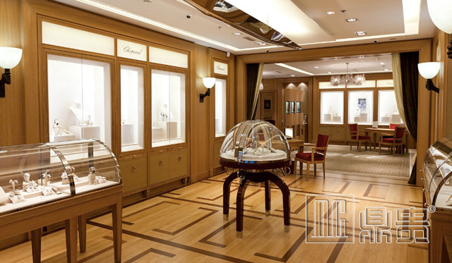 美国肖邦珠宝精品店