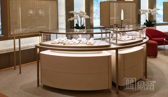 迪拜奢华品牌珠宝店项目