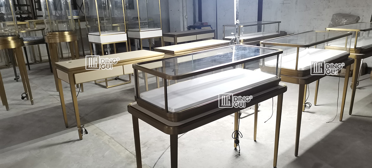 奢华高端珠宝展柜